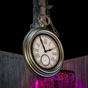 Giant clock