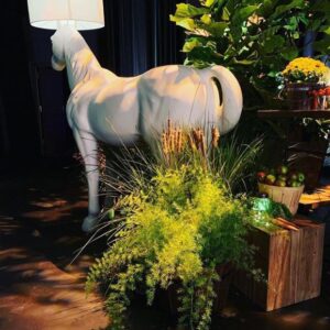 Horse lamp life-sized white