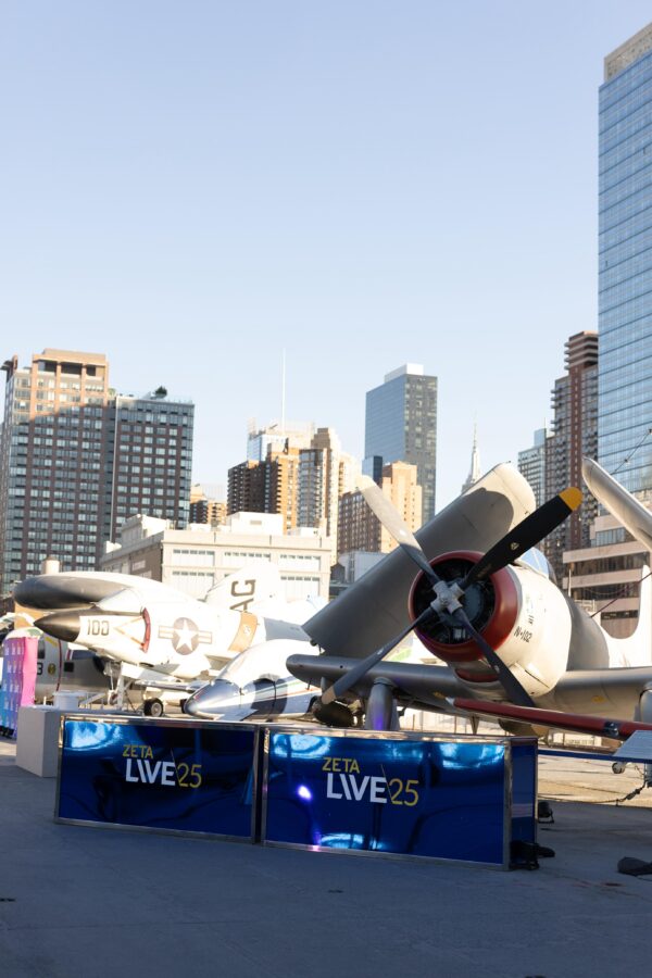 IMG-20251110-WA0055 UNO mirror blue