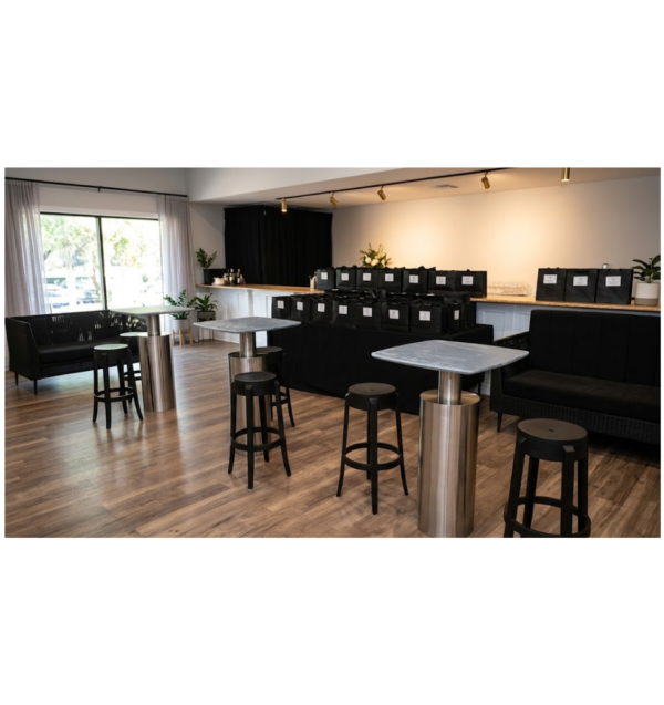 Regatta cocktail table - Black velvet top with silver base