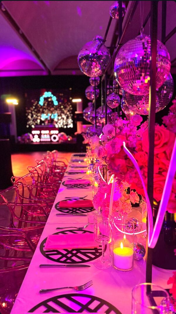 IMG-20251026-WA0010 Matrix chair - Pink