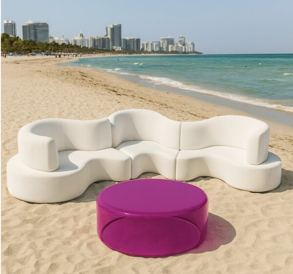 Moshi coffee table – Magenta