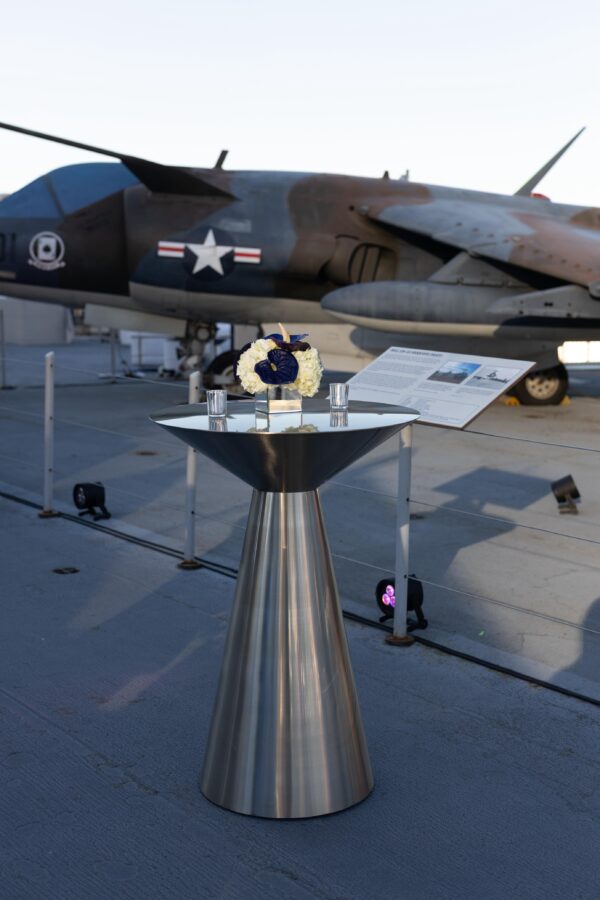 IMG-20251110-WA0059 Nefertiti cocktail table - Full silver