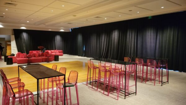 WhatsApp Image 2025-11-24 at 15.05.16_b6ae1d7b Moma cocktail table - White or black