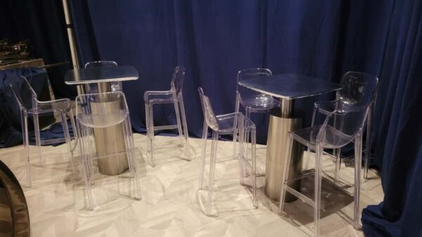 WhatsApp Image 2025-11-24 at 15.05.49_dc3c50e4 Cobra sofa - White