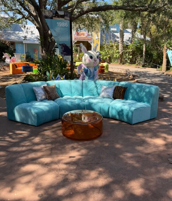 Moshi coffee table - Orange