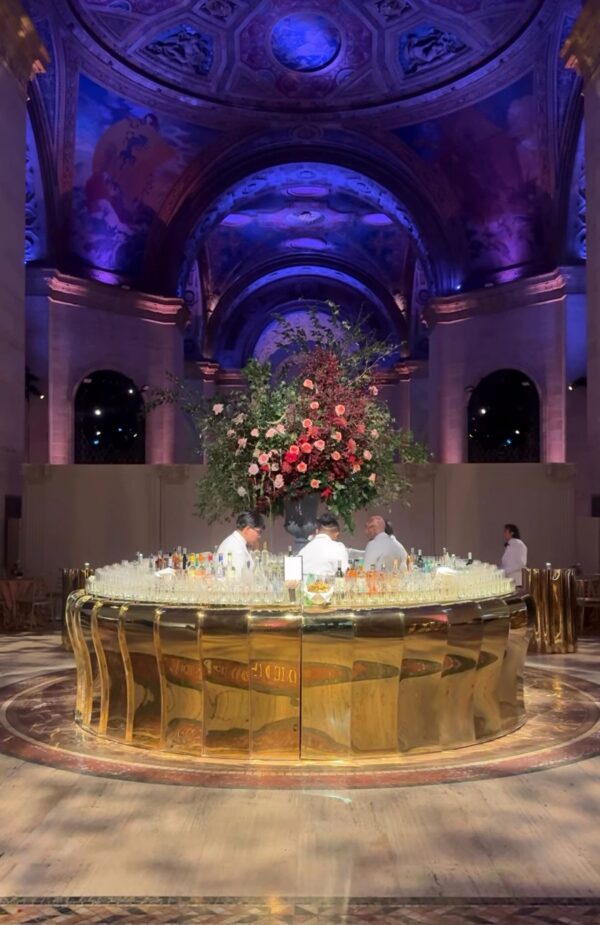 WhatsApp Image 2025-12-01 at 10.47.52_4b62e35a Crown bar - Gold