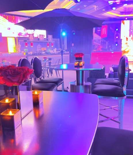 WhatsApp Image 2025-12-09 at 13.57.01_f8f62dd4 Regatta cocktail table - Full silver