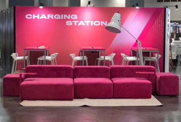 Union square/skyline modular lounge - Magenta
