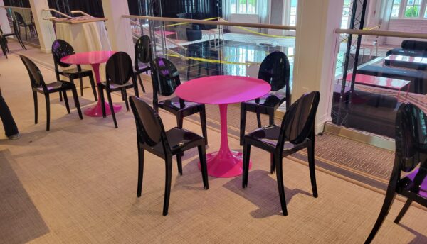 Tulipe table - Magenta
