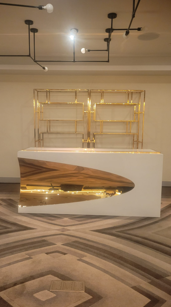 Bullet bar - White and gold