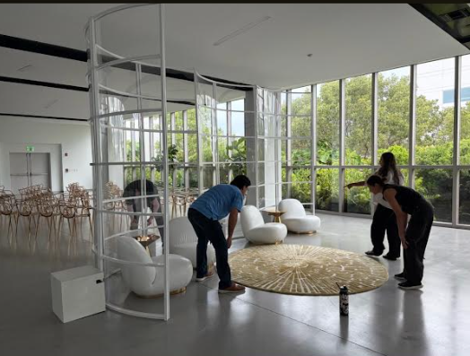 Wind wall divider